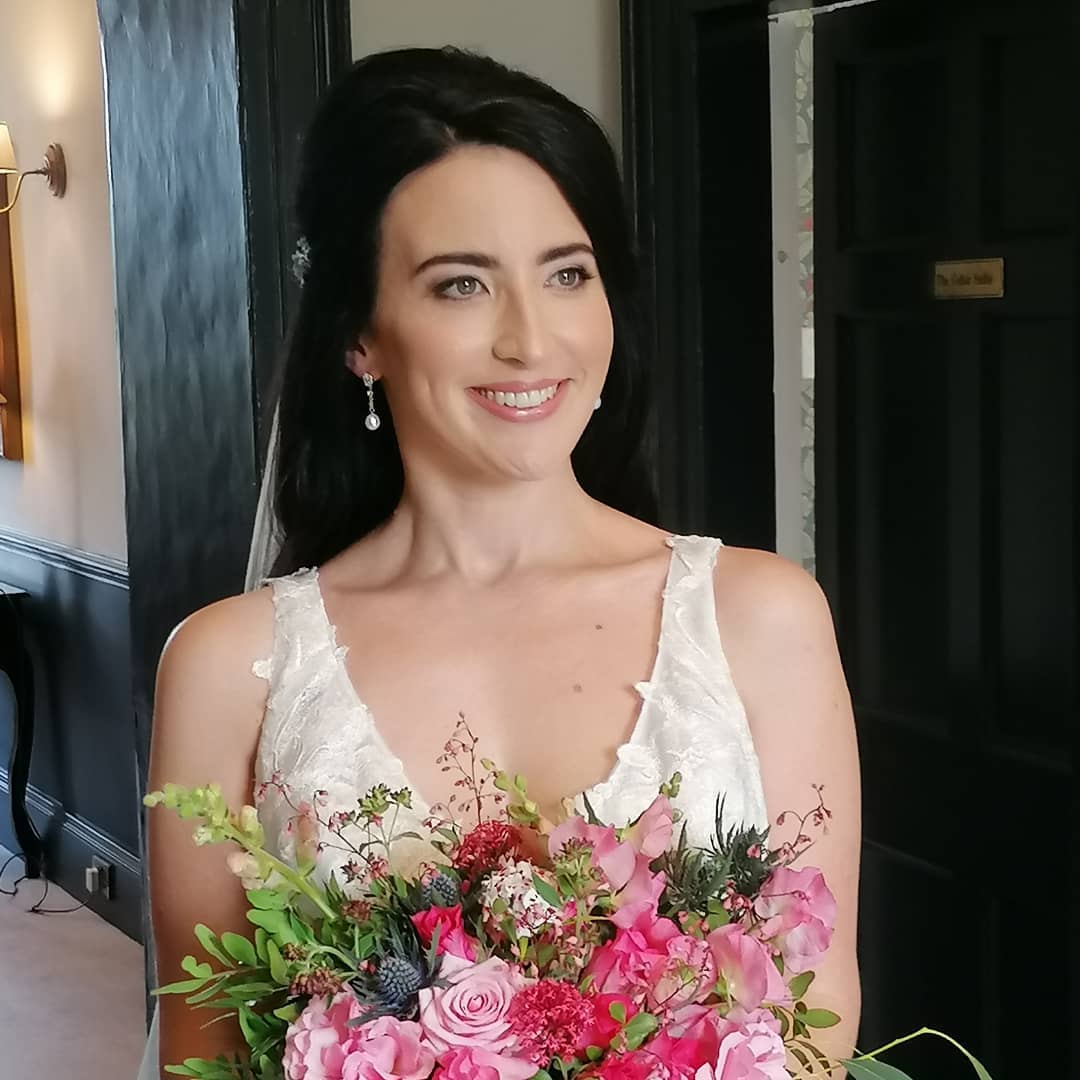 Need to take a moment to celebrate this beauty, Catherine 😍. It was a long awaited like it has been for so many brides and grooms over the last 16 months but her day finally arrived and she looked sensational. We had a fabulous morning @boynehillhouse with the fab @kellyannematthews_hair and these stunning flowers by @lakeview.flowers Congratulations Catherine and John!!! @catherine.johnston.9659